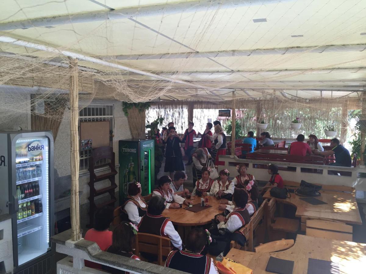 Hotel Moskoiani Byala  Esterno foto