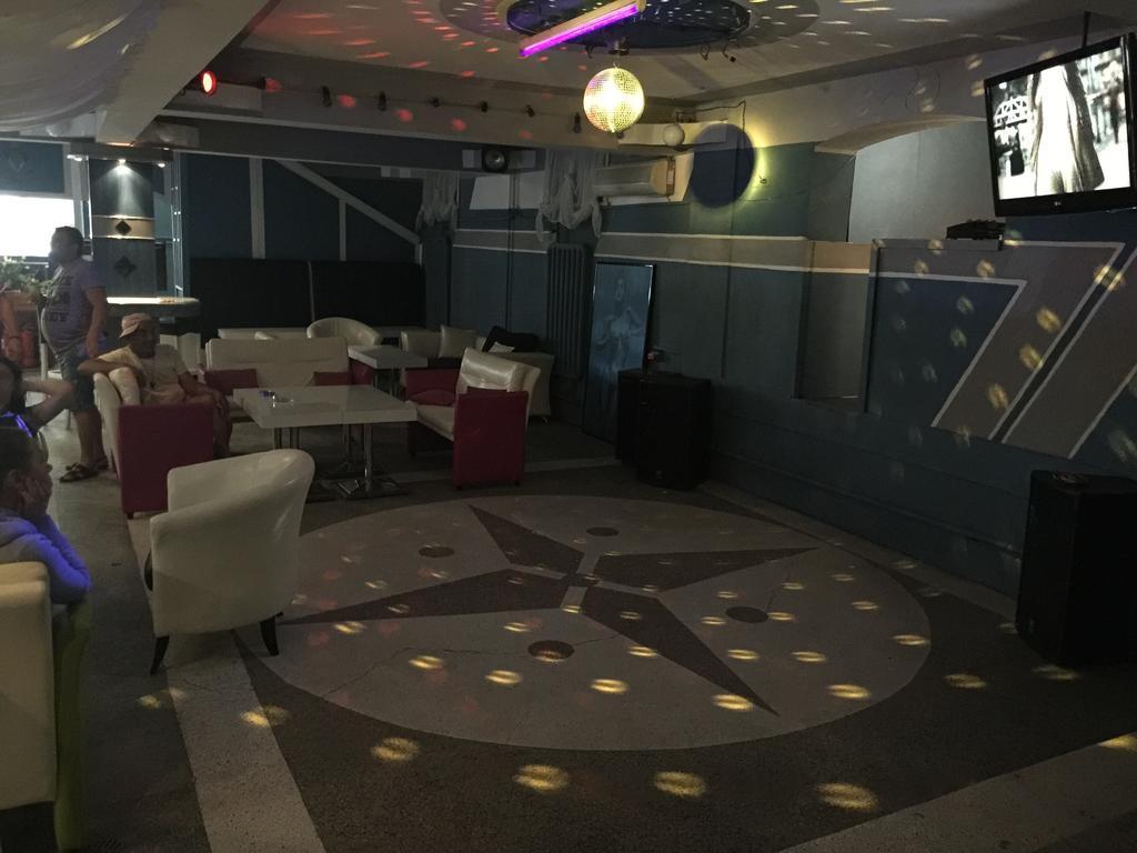 Hotel Moskoiani Byala  Esterno foto