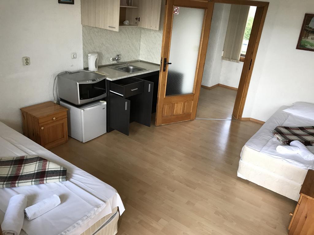 Hotel Moskoiani Byala  Esterno foto