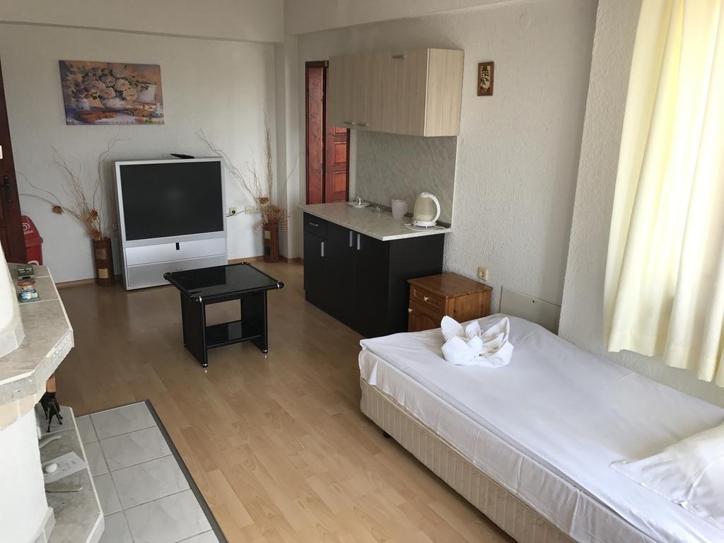 Hotel Moskoiani Byala  Esterno foto
